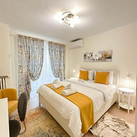 Sunrise Apartments City Center Bukarest Exteriör bild