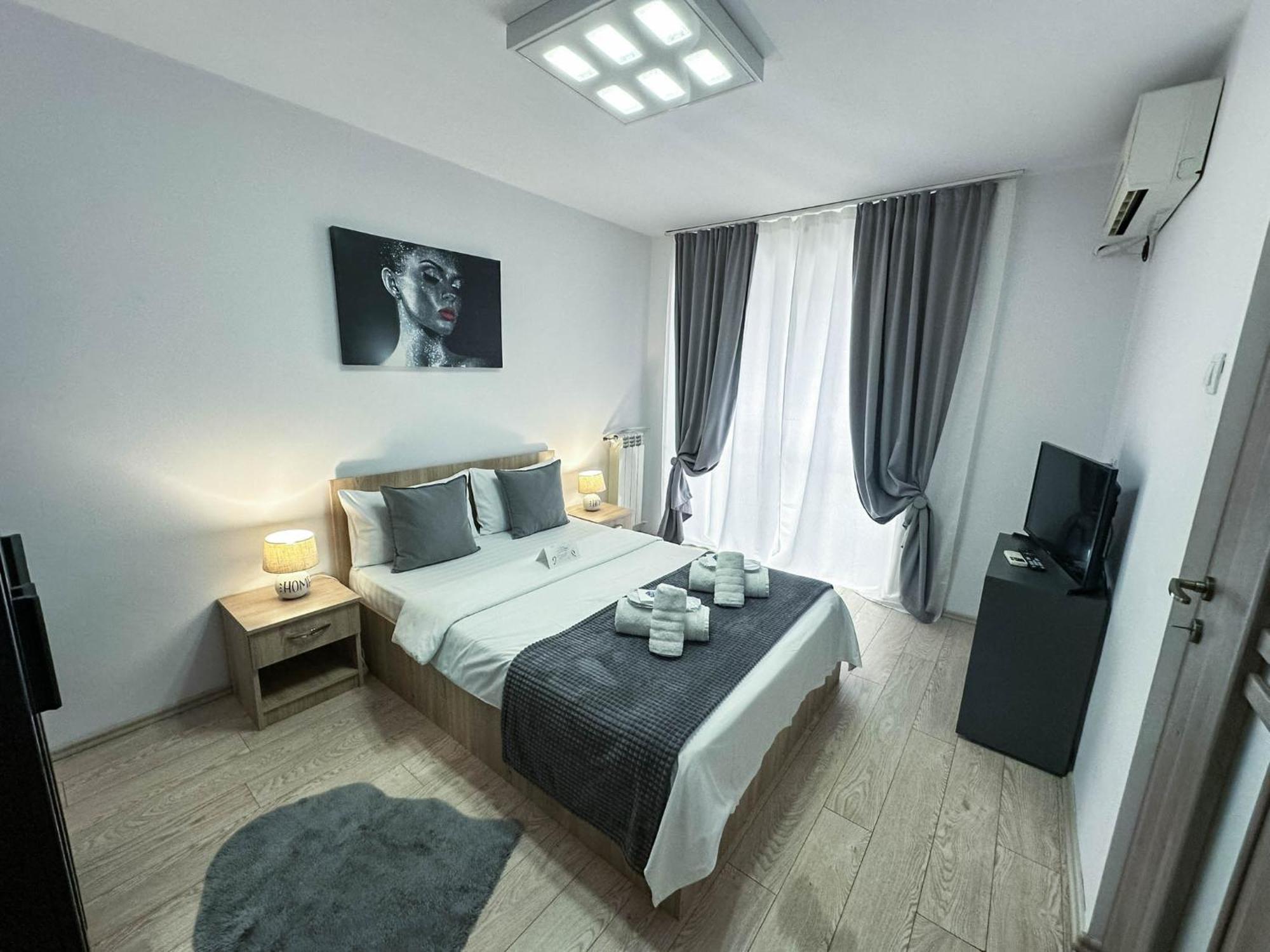 Sunrise Apartments City Center Bukarest Exteriör bild