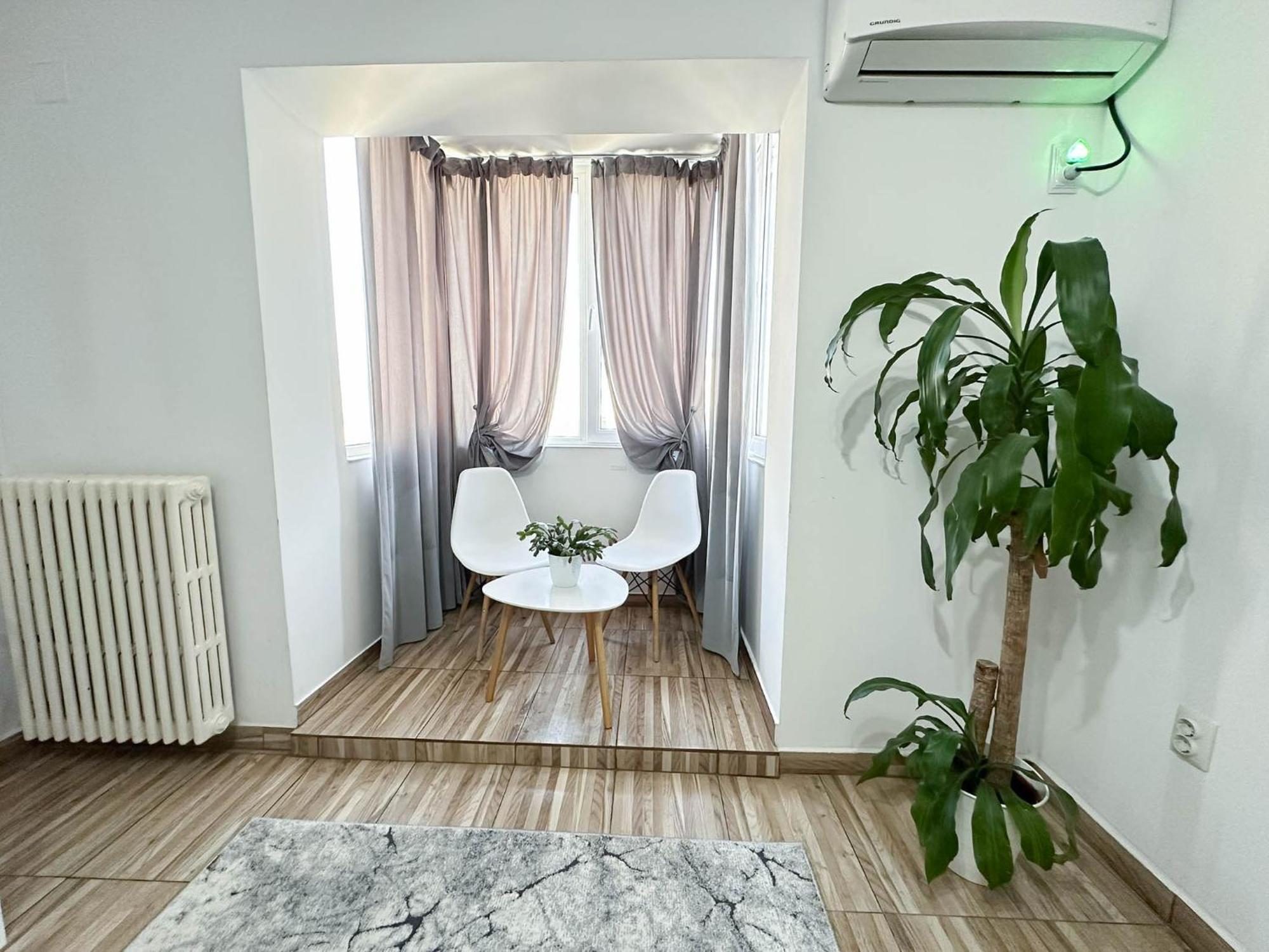 Sunrise Apartments City Center Bukarest Exteriör bild